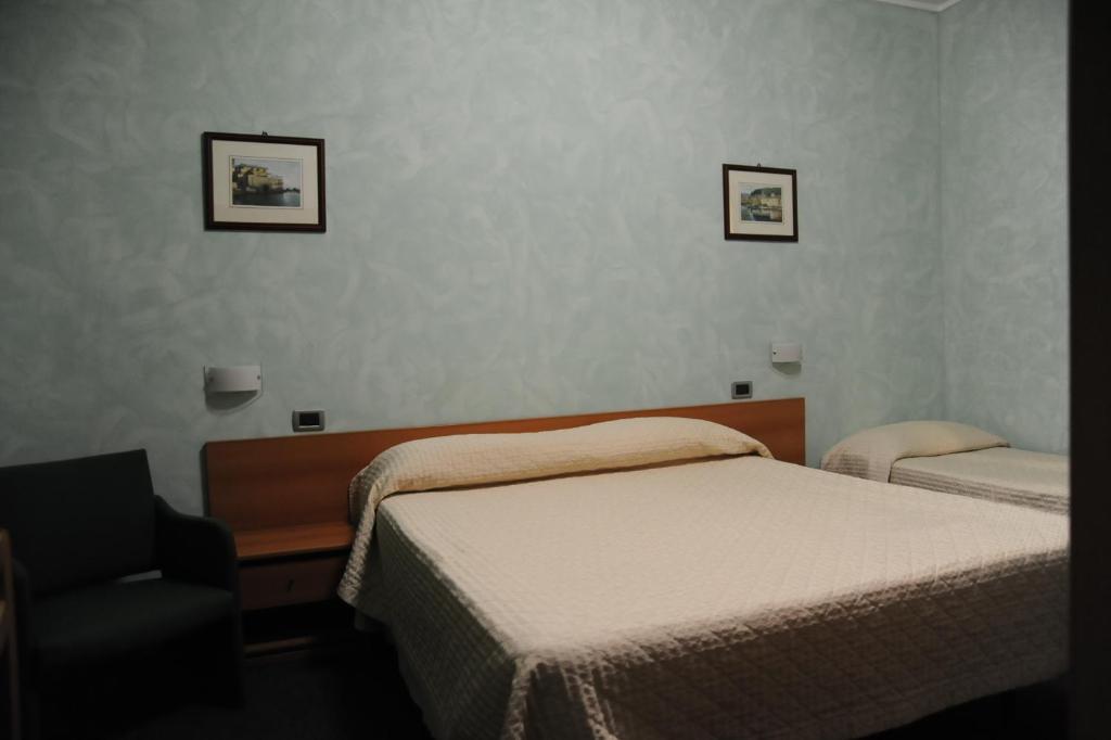 Hotel Valentini Inn Foligno Quarto foto